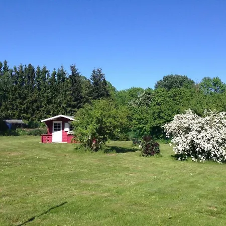 Ferienhaus In Glutzow-hof Mit Privatem Garten 度假居 *